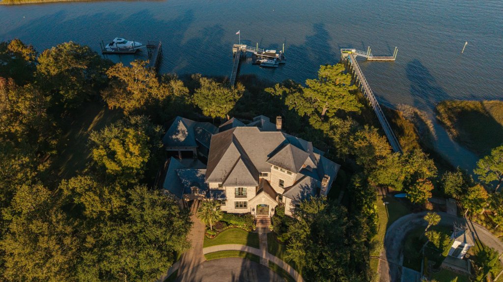 Daniel Island Park, Daniel Island community