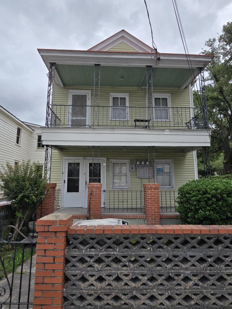 166 President Street