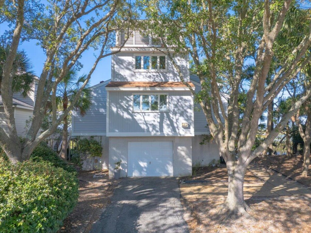29 Marsh Island Lane