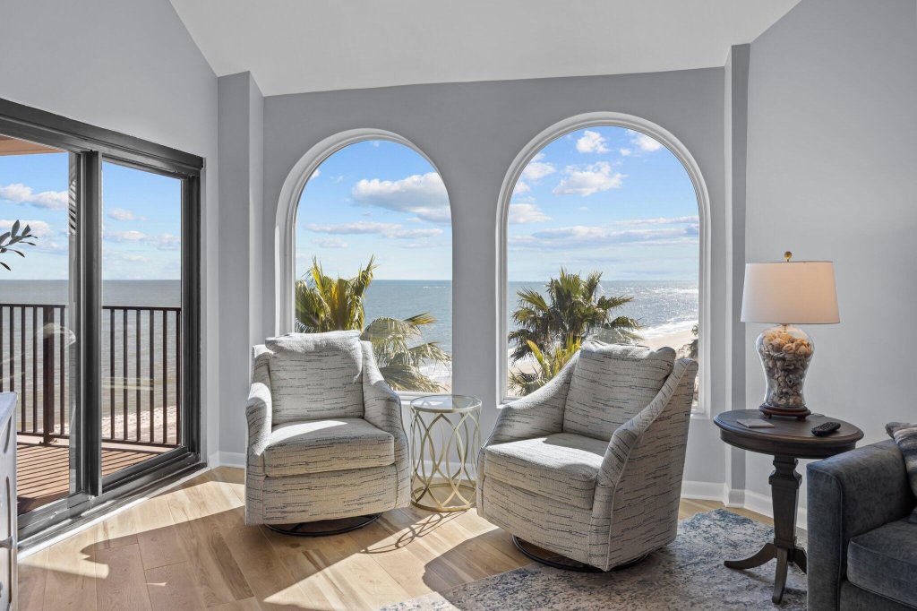 514 Seascape 1 13 Share