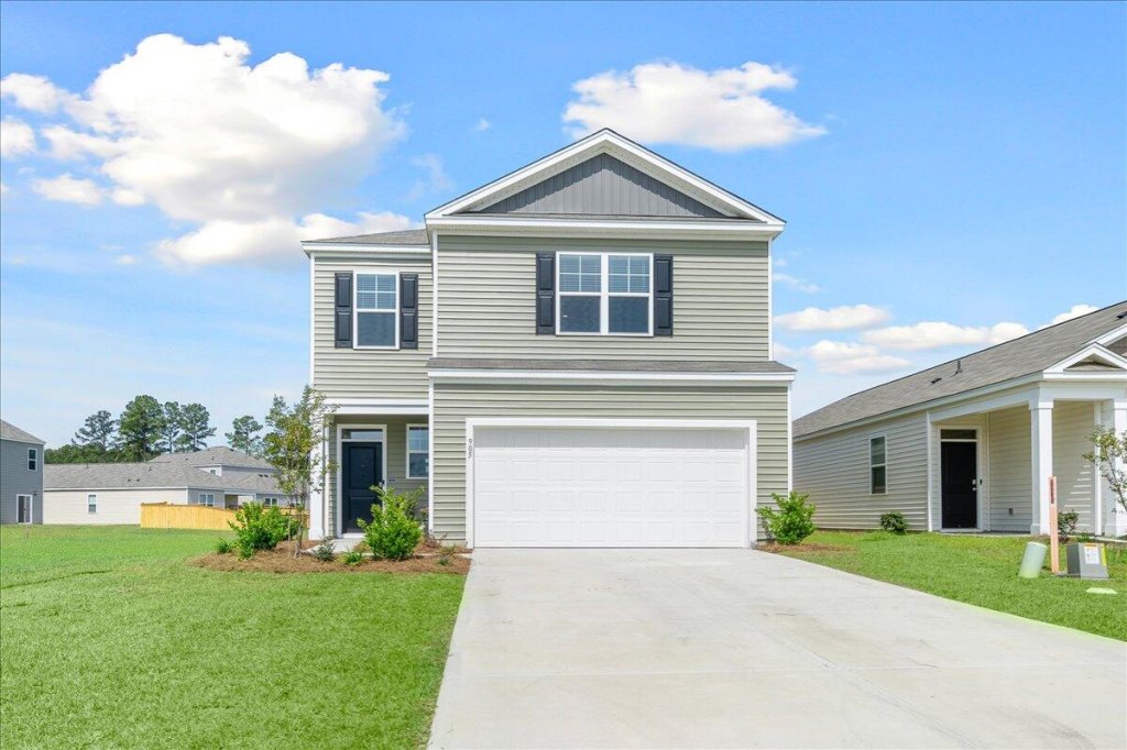 905 Woodside Creek Lane