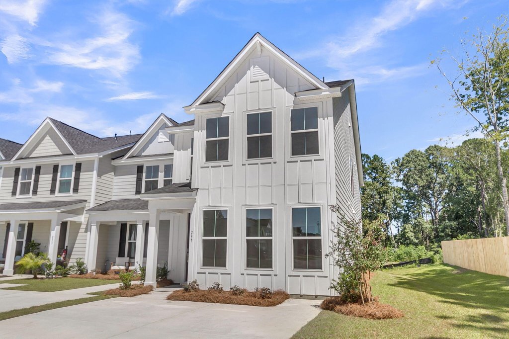 737 Alma Square Drive