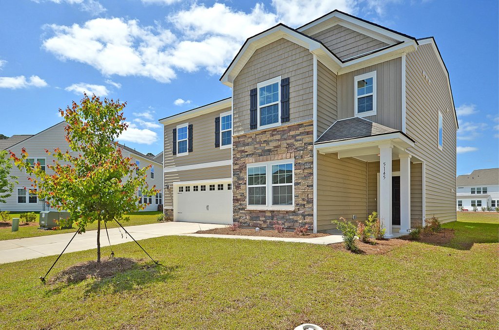 525 Red Monarch Way