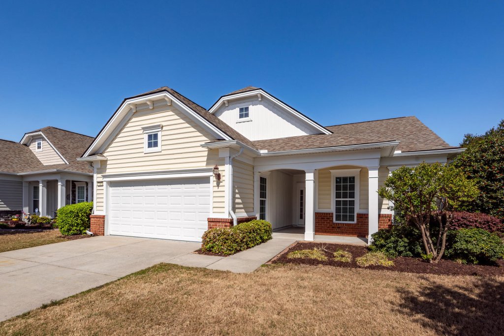 318 Oyster Bay Drive