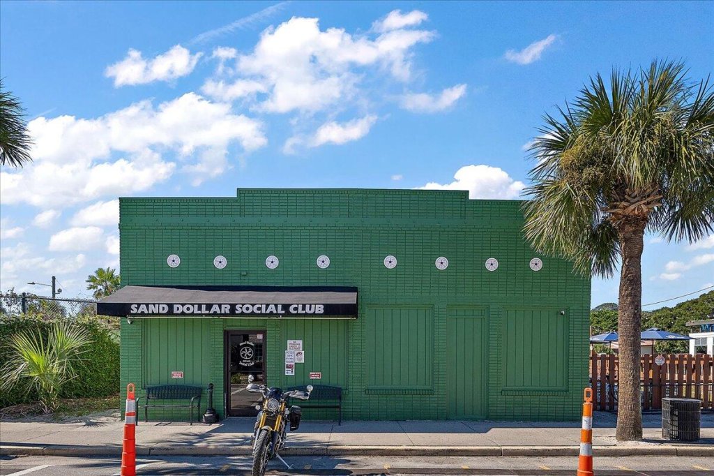 7 Center Street