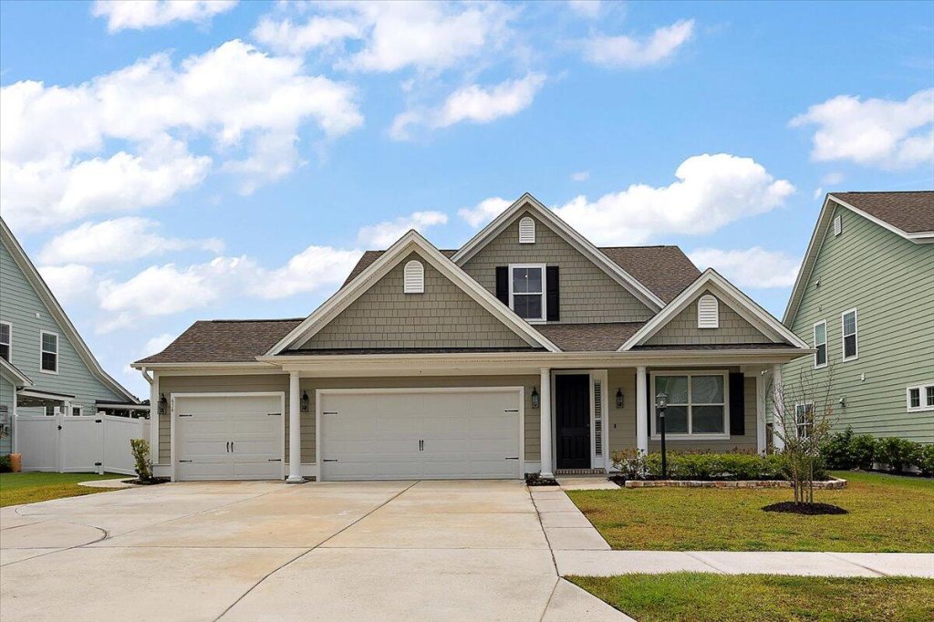 656 Yellow Leaf Lane