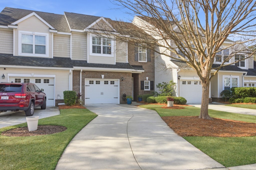 1219 Circle Oaks Drive