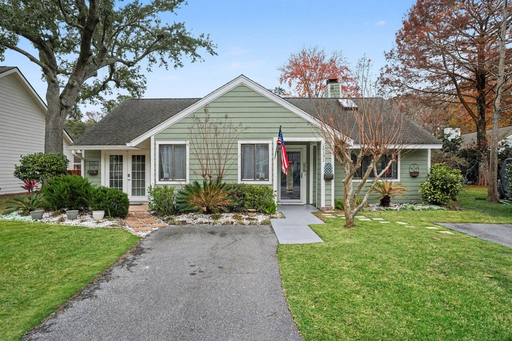 1131 Daffodil Lane