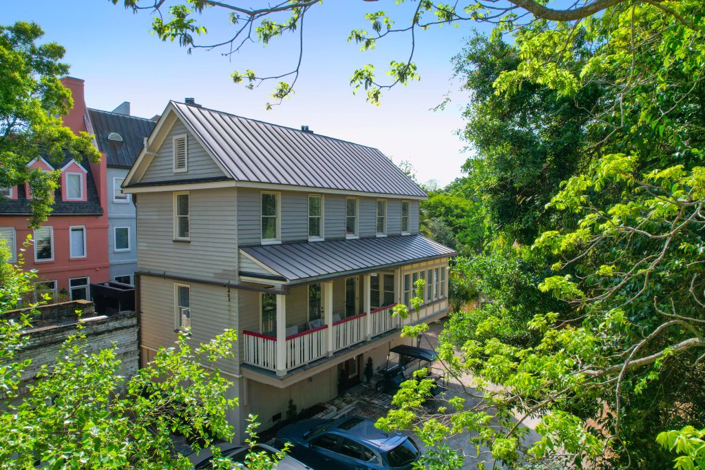 15 Judith Street