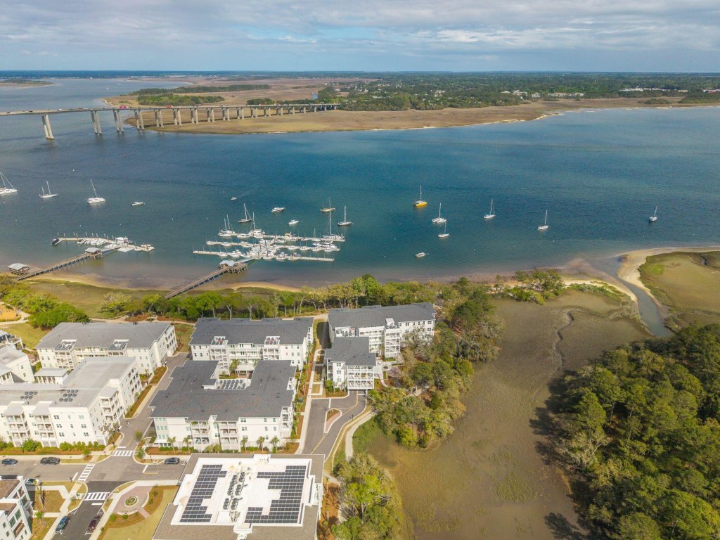 345 Longshore Street #931