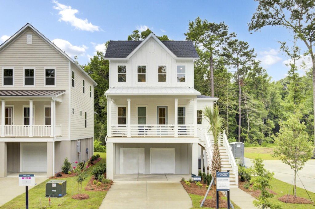 612 Du Bois Drive