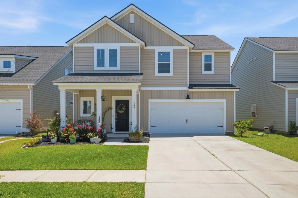 144 Woodland Oak Way