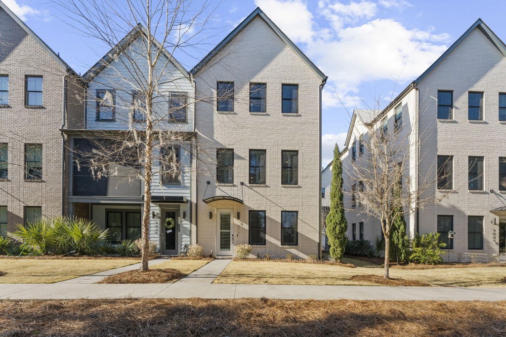 Midtown, Mount Pleasant community