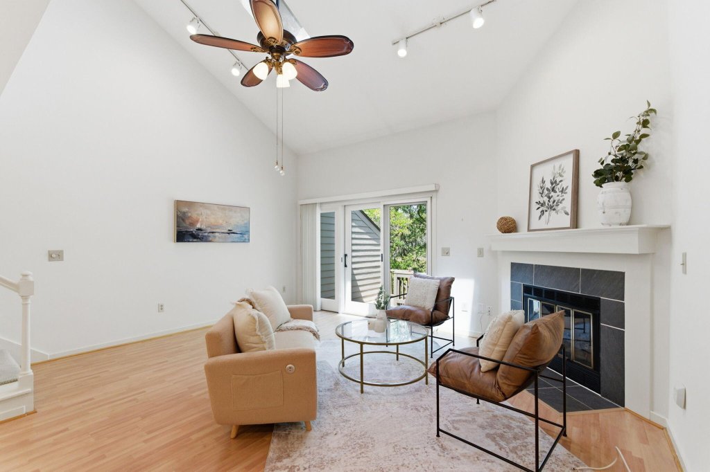 176 River Breeze Drive