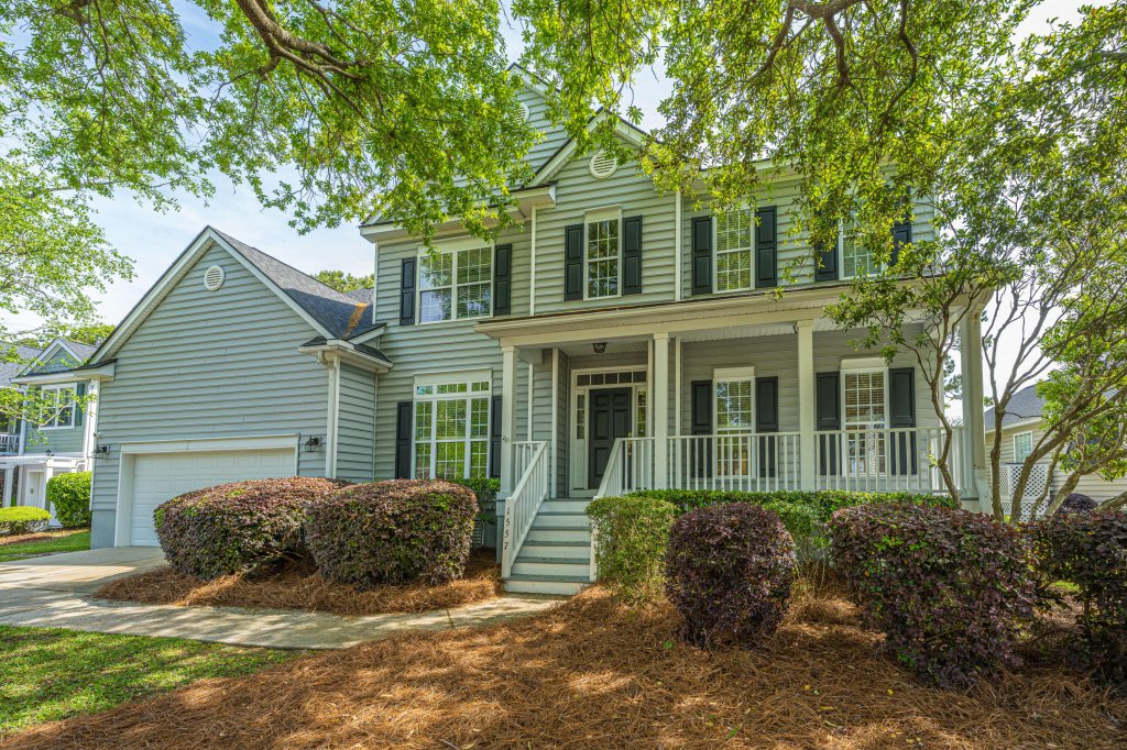 1557 Oakhurst Drive