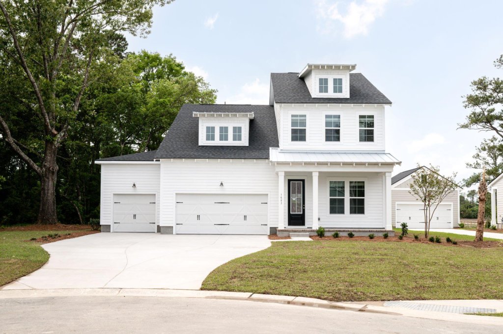 Bay View Acres, Mount Pleasant community