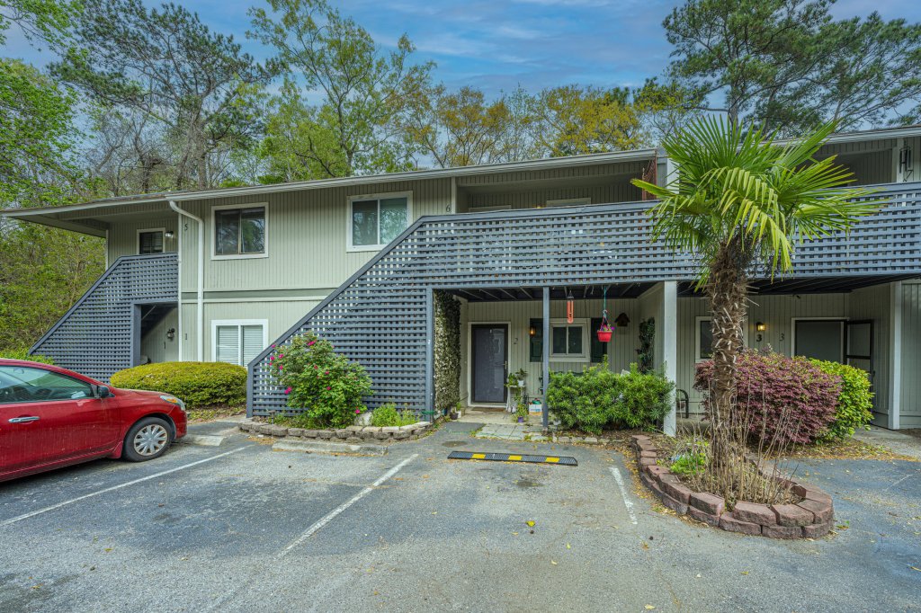 2745 Jobee Drive 6