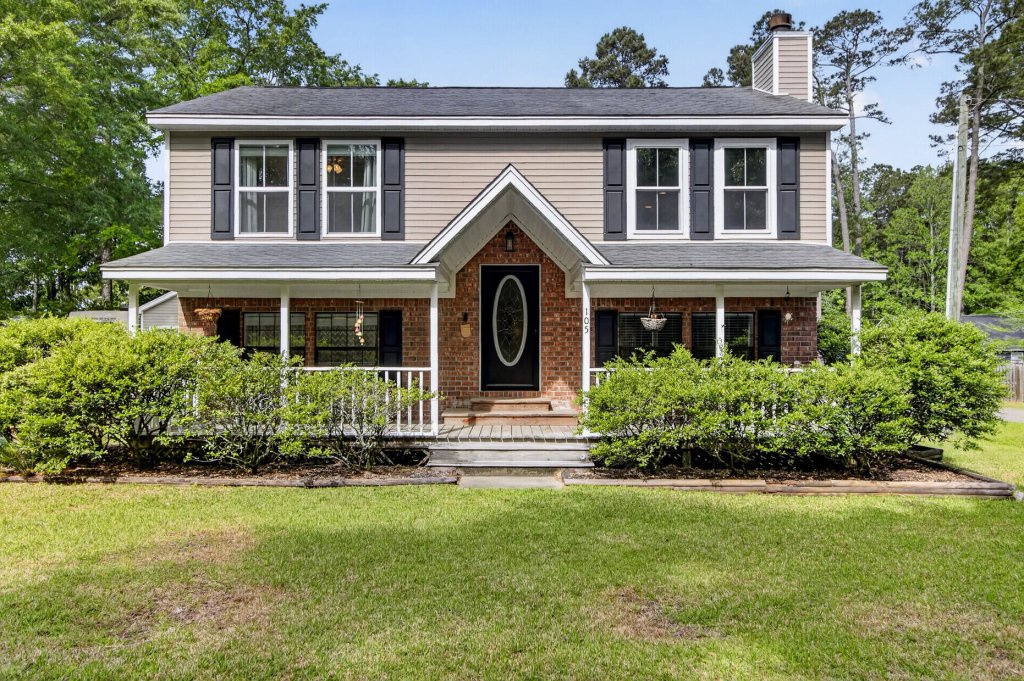 105 Cantering Hills Lane