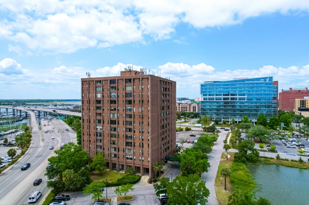 14 Lockwood Drive Apt 9j