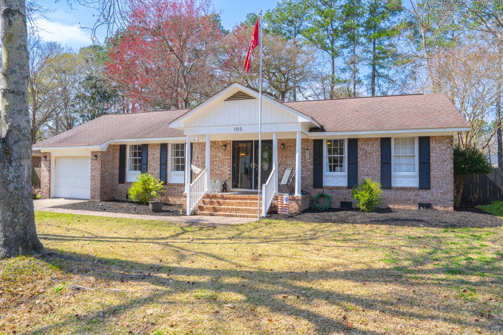 Evergreen, Summerville community