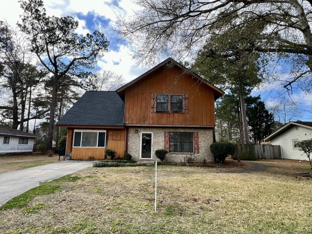 303 Pembrook Street