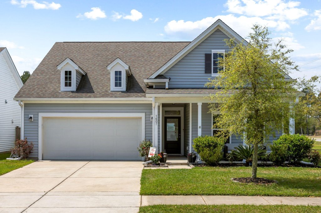 1607 Shady Pine Road