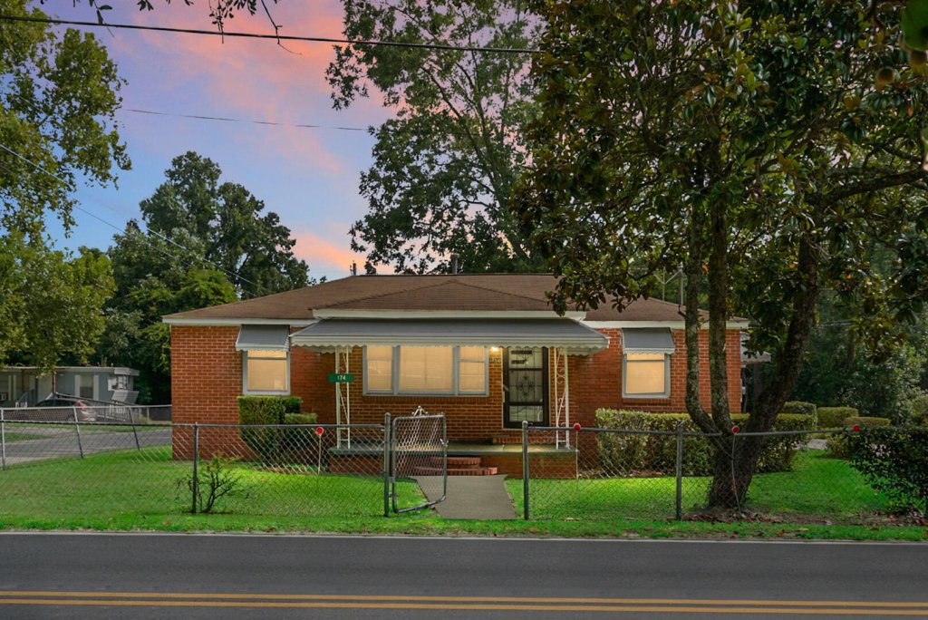 174 Roosevelt Drive