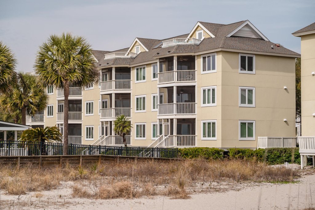 9000 Palmetto Drive A103