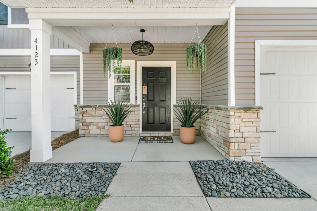 Ashley Park, Charleston community