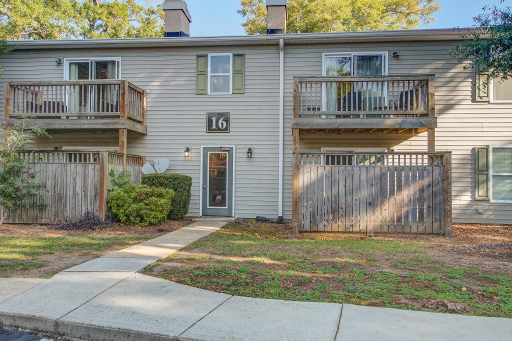 1402 Camp Road 16f