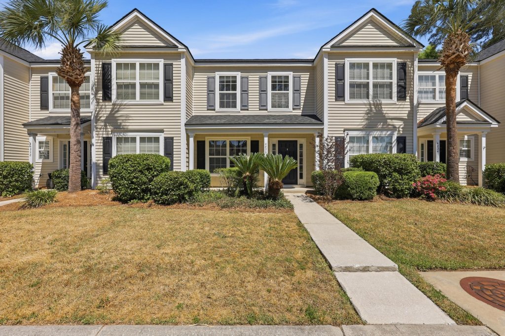 4826 Willow Brook Lane