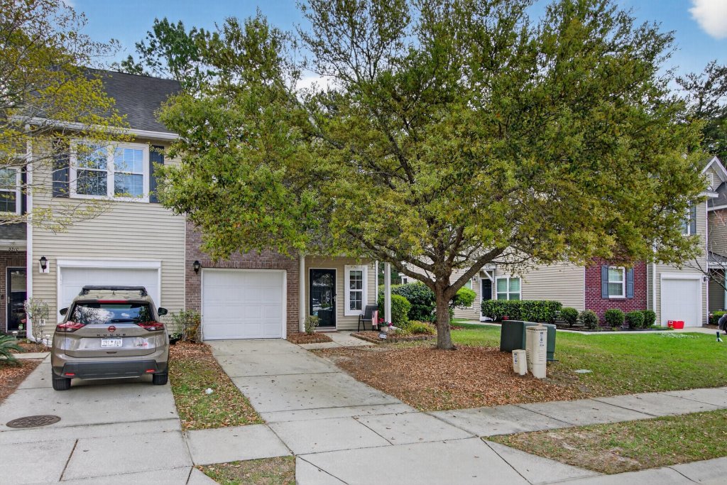 3312 Conservancy Lane