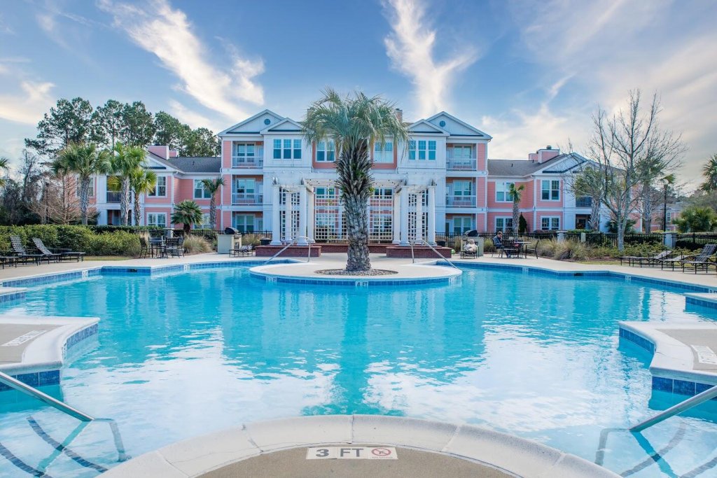 2322 Chatelain Way