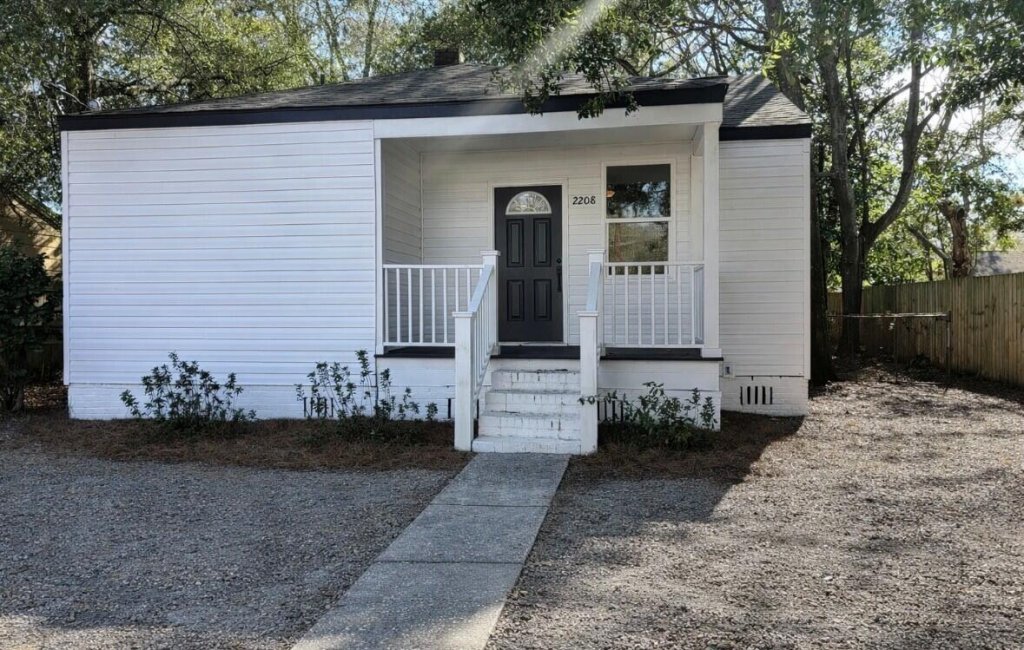 2208 Bailey Drive