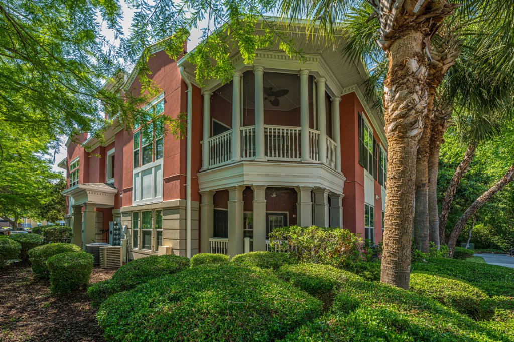 1216 Telfair Way