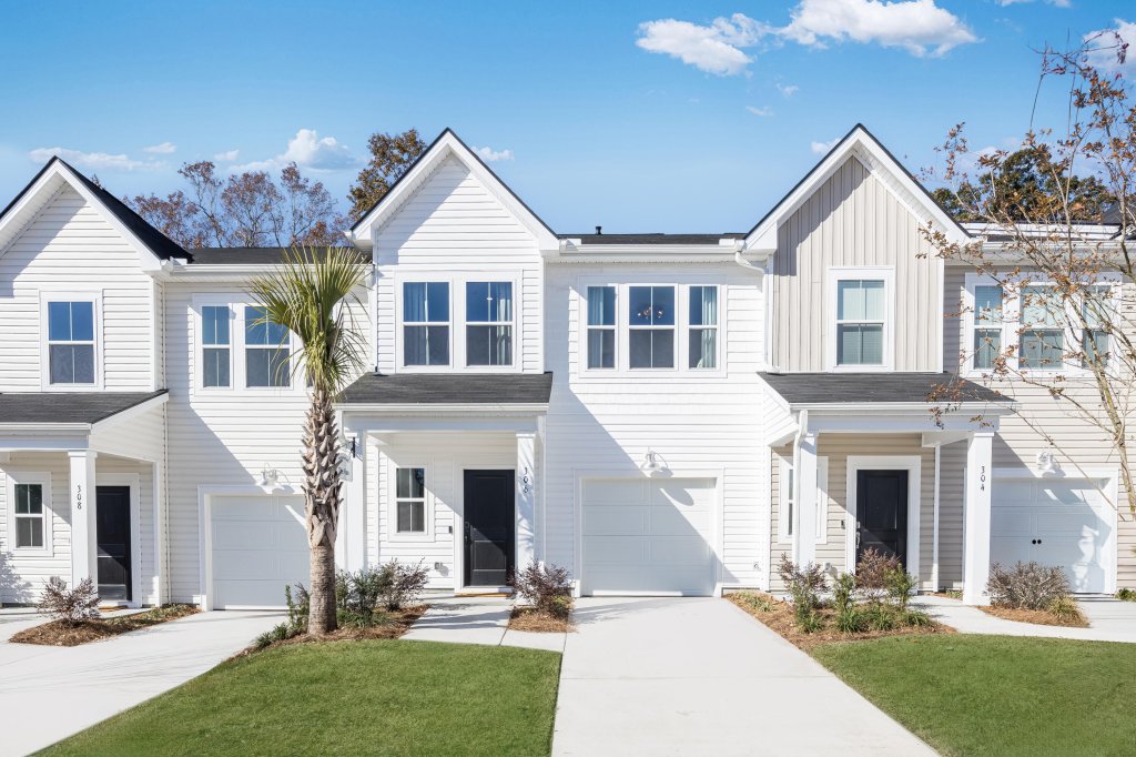 270 Agrarian Avenue