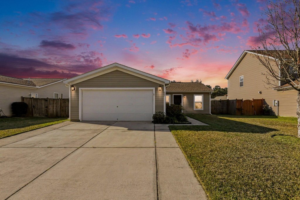 607 Grassy Hill Road
