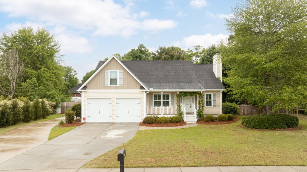 1220 Francis Marion Circle