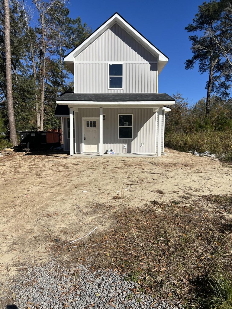 409 University Dr Drive