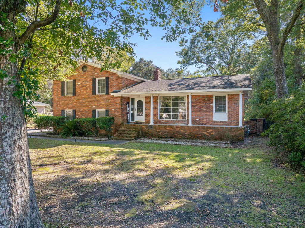 Quail Arbor, Summerville community