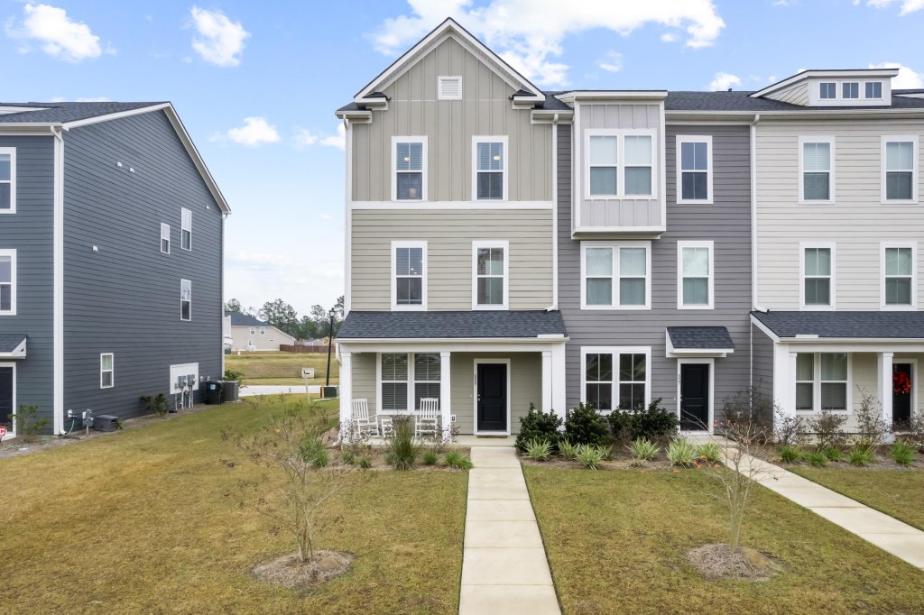 829 Recess Point Drive