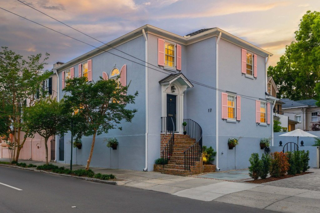 17 Ashley Avenue