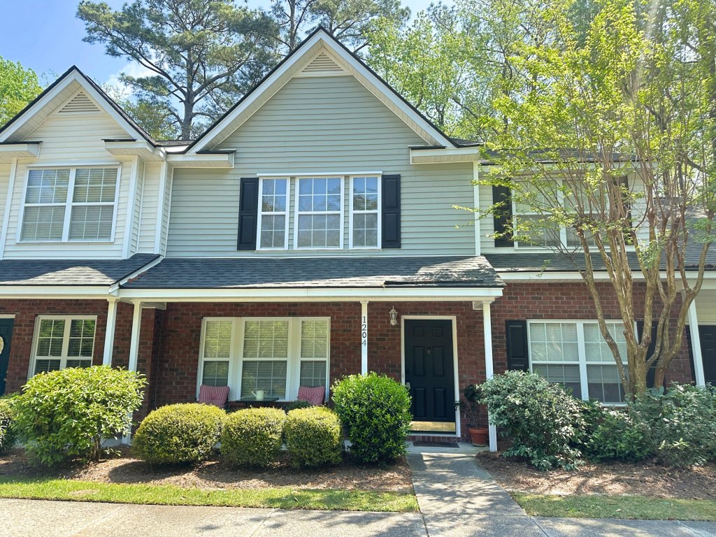 1204 Pine Bluff Drive