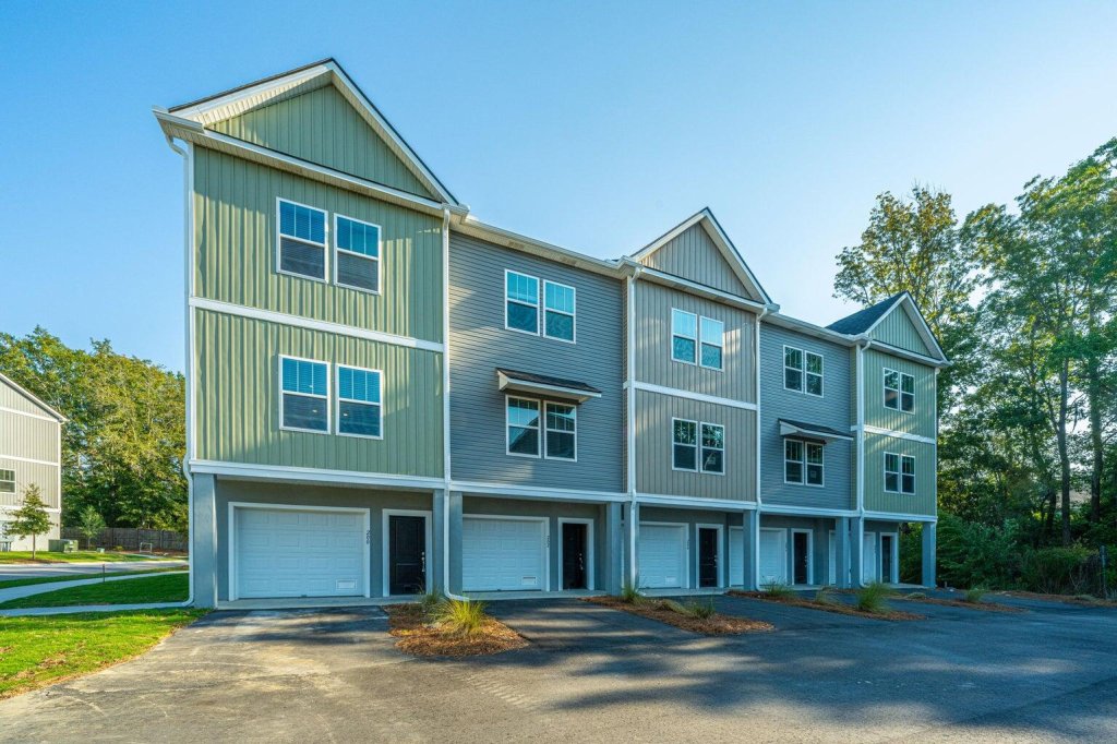 403 Gravy Train Street