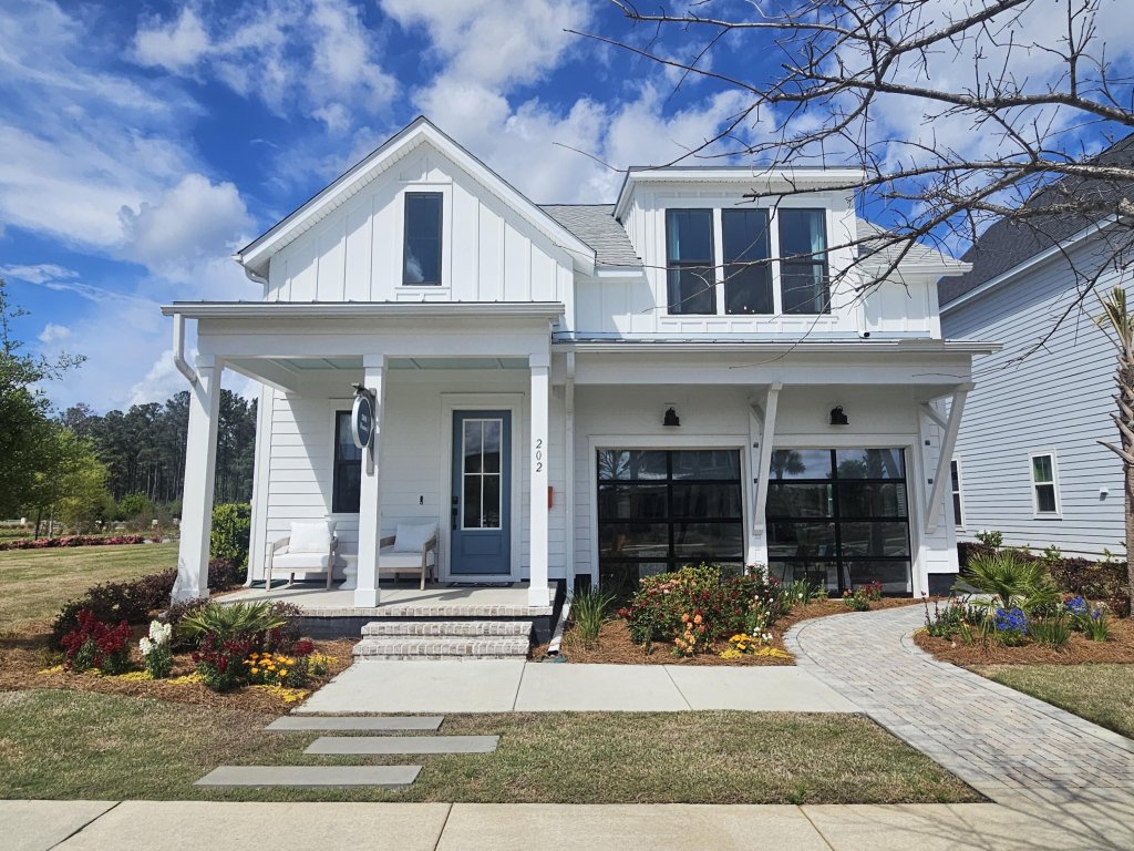 427 Brightside Trail