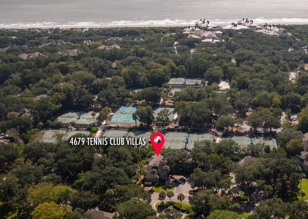 4679 Tennis Club Lane