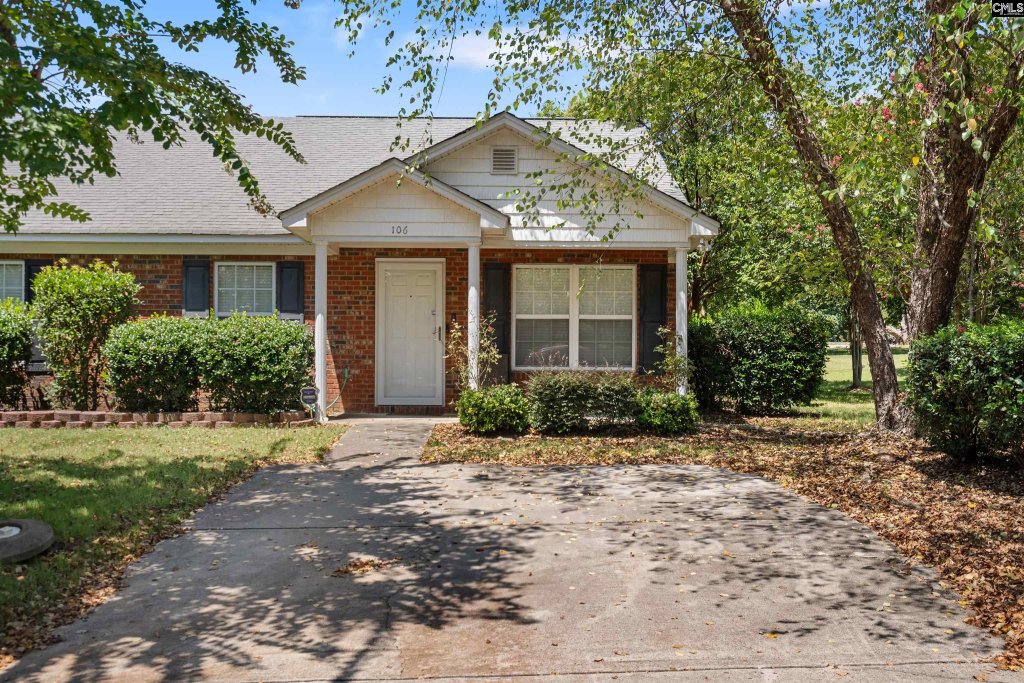 106 Colonial Commons Lane