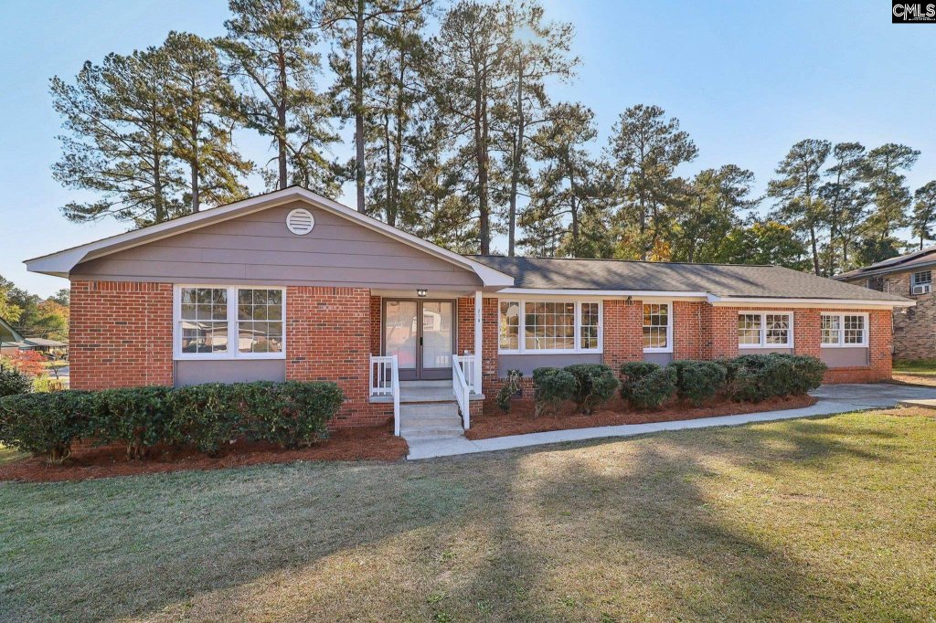 Meadowlake, Columbia community
