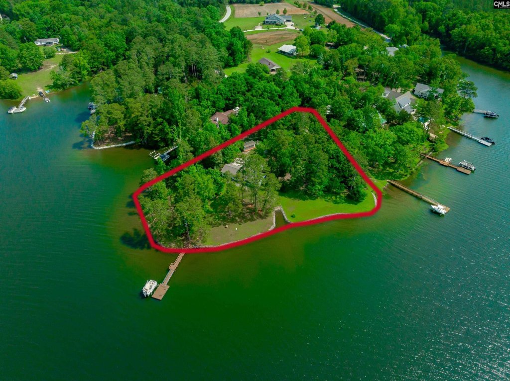 748 Crystal Lake Circle