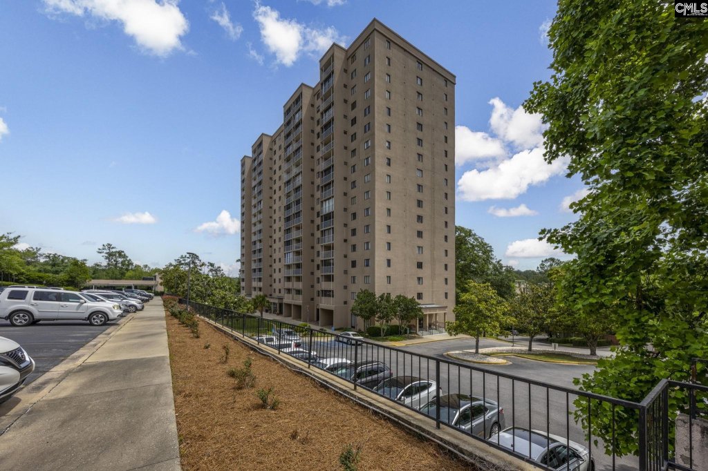 1825 Saint Julian Place 9B